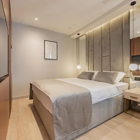 בית הארחה Caldo Luxury ספליט