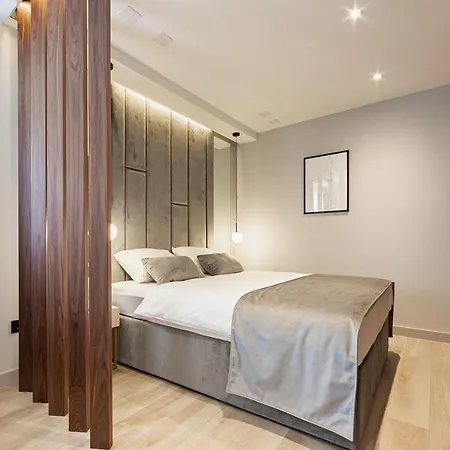 Caldo Luxury בית הארחה 4*