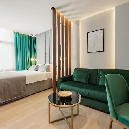 بيت ضيافة Caldo Luxury 4*